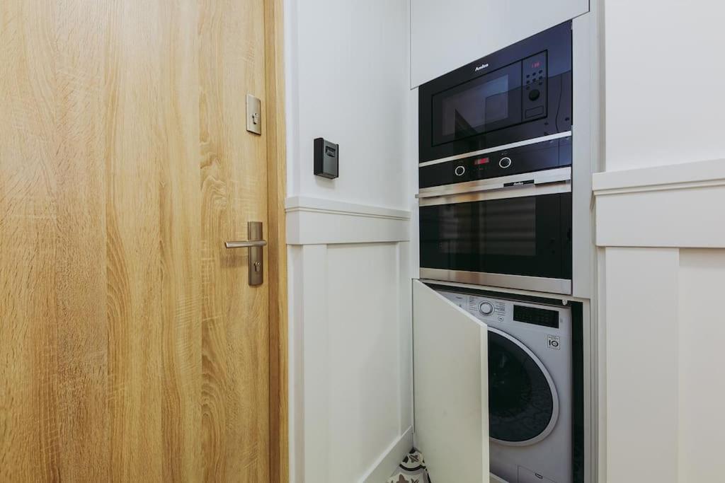 Lux Apartament W Centrum, Plac Konstytucji, Klimatyzacja, Widokowy Lägenhet Warszawa Exteriör bild